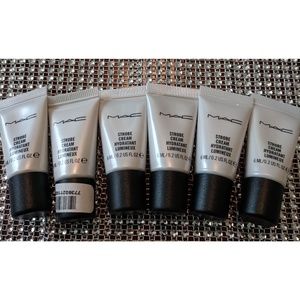 Mac - Strobe Cream Hydrant Lumineux